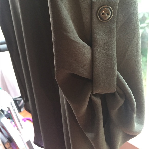 LUSH Olive Green Blouse- Size L - Picture 5 of 7